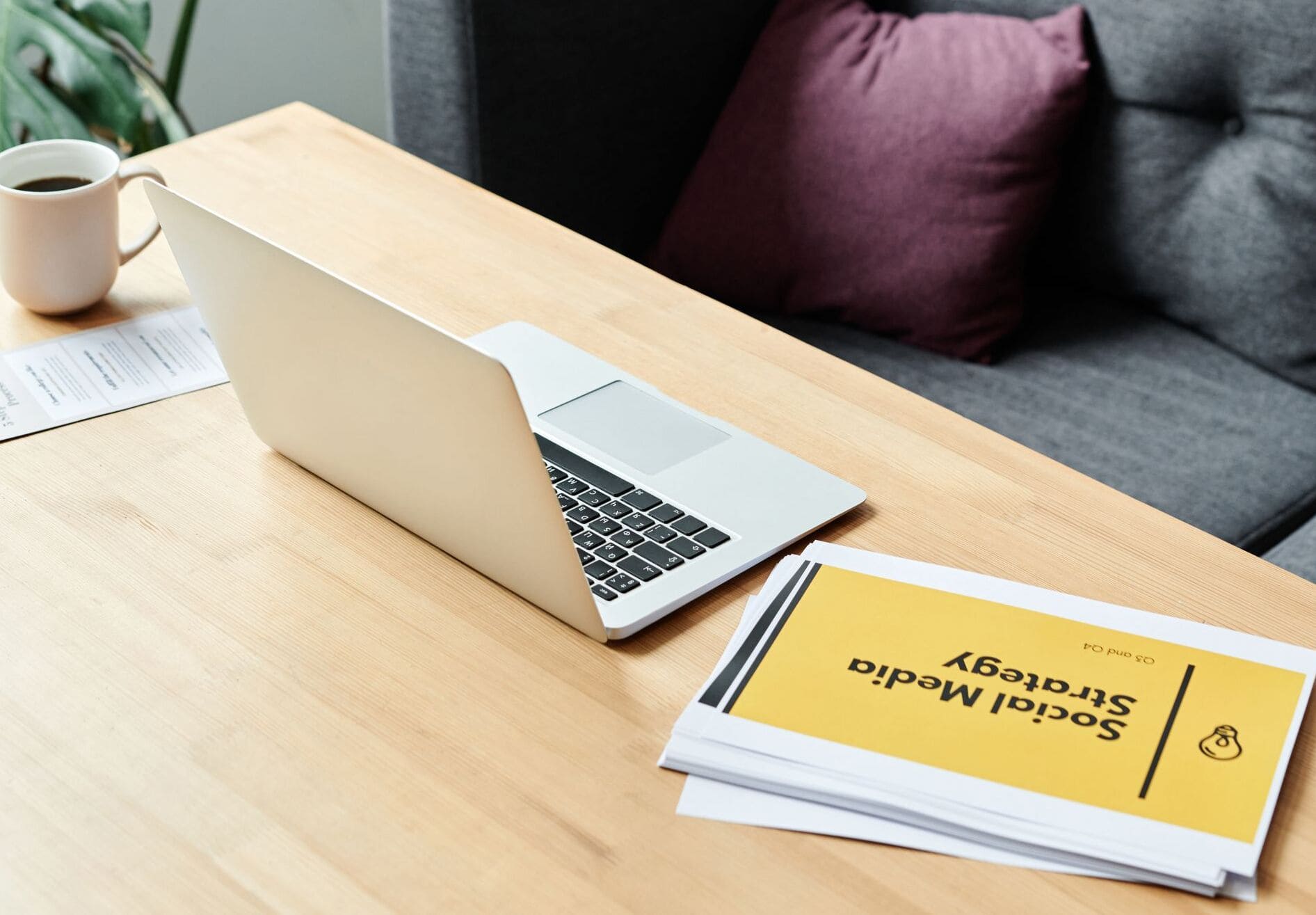 strategie-reseaux-sociaux-assistant-web-marketing
